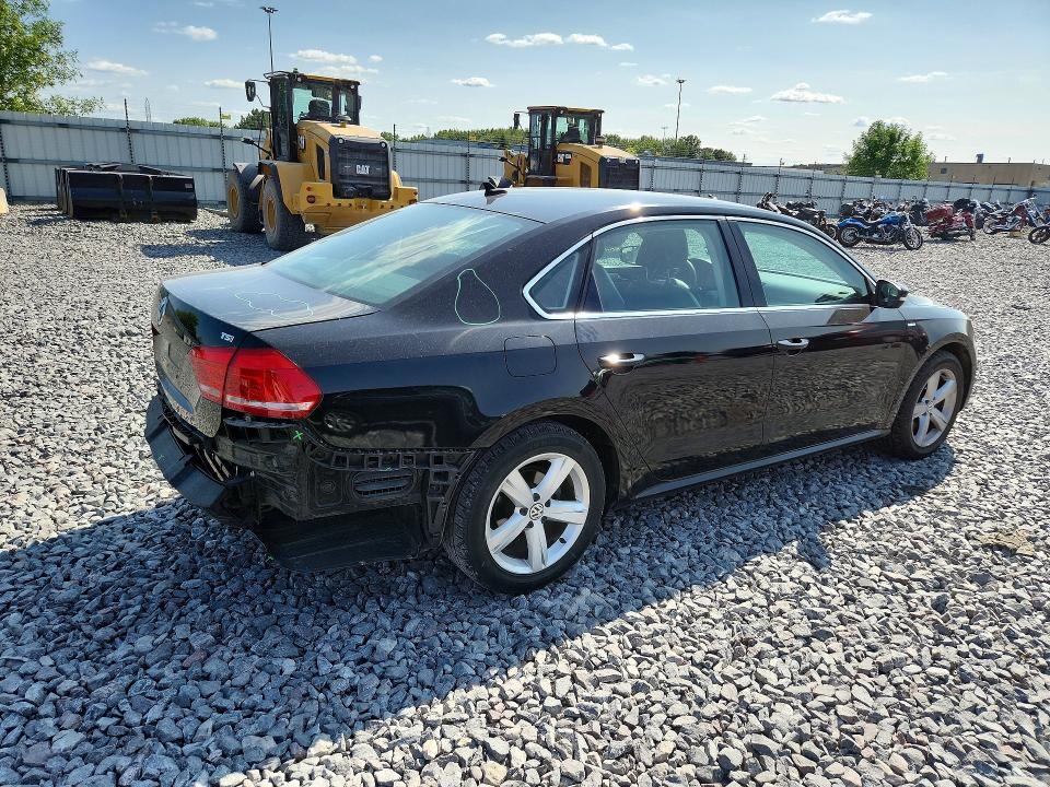 2014 VOLKSWAGEN PASSAT S — Фото 3 из 12