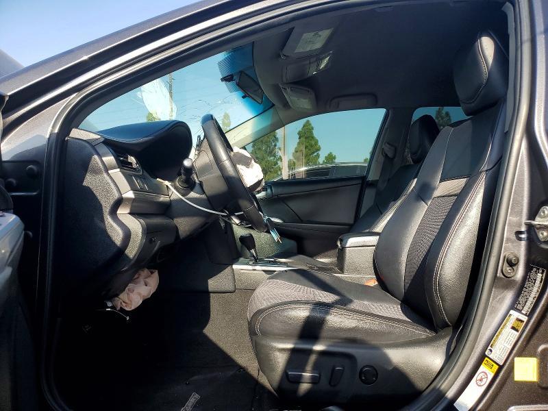 2014 TOYOTA CAMRY SE — Фото 7 из 12