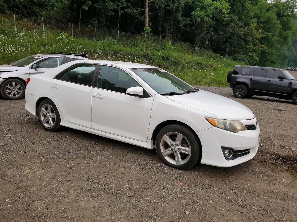 2013 TOYOTA CAMRY SE — Фото 4 из 12