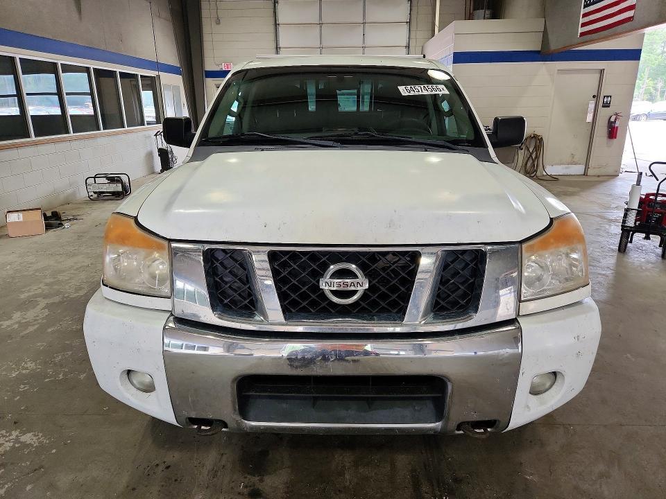 1N6AA0EJ2DN303323 2013 NISSAN TITAN photo no. 5