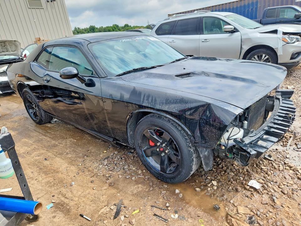 2013 DODGE CHALLENGER SXT — Фото 4 из 13
