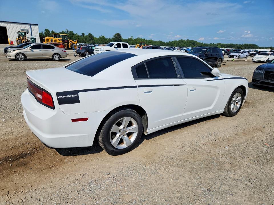 2013 DODGE CHARGER SE — Фото 3 из 12