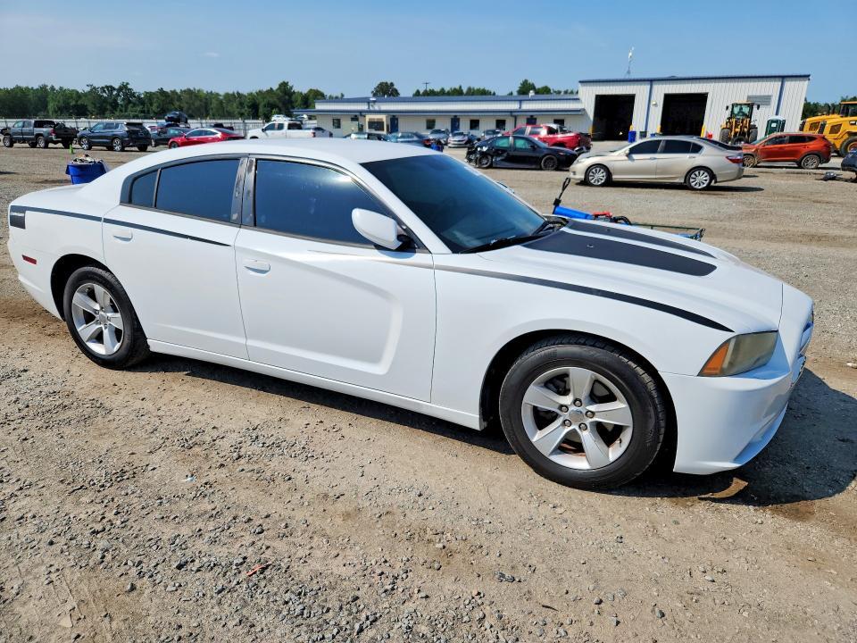 2013 DODGE CHARGER SE — Фото 4 из 12
