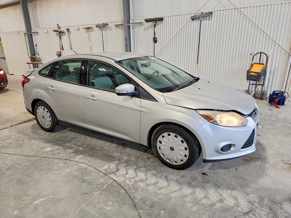 2013 FORD FOCUS SE — Фото 4 из 12