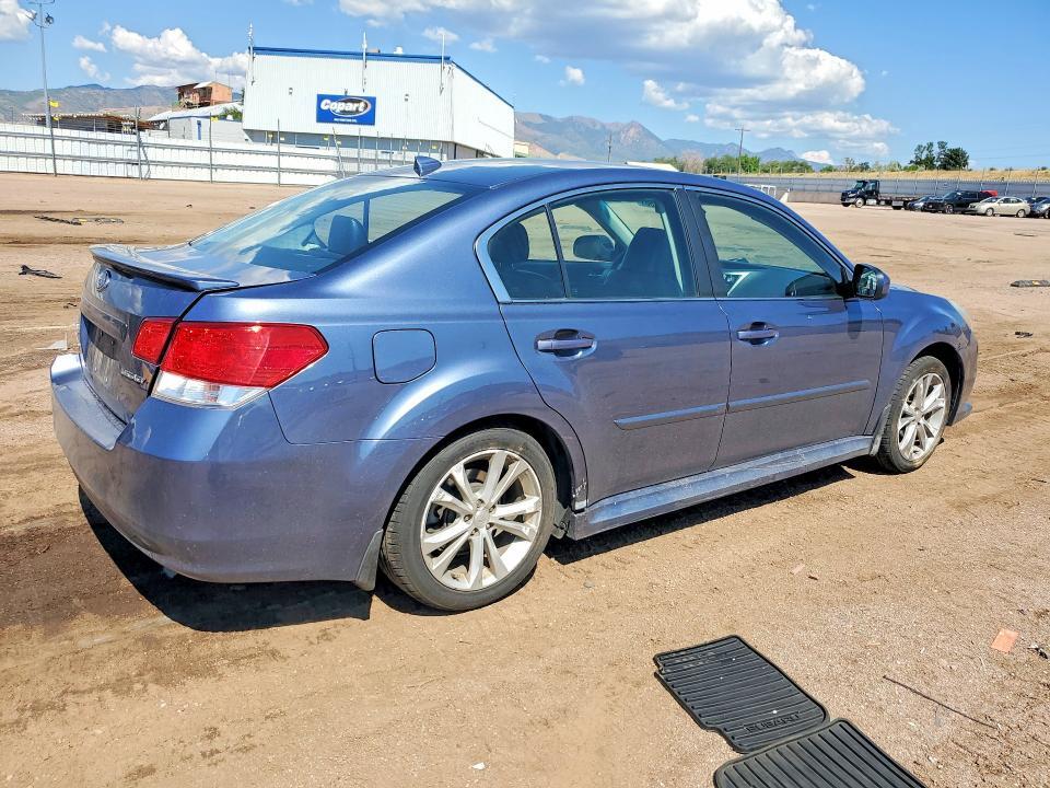 2013 SUBARU LEGACY 2.5I LIMITED — Фото 3 из 12