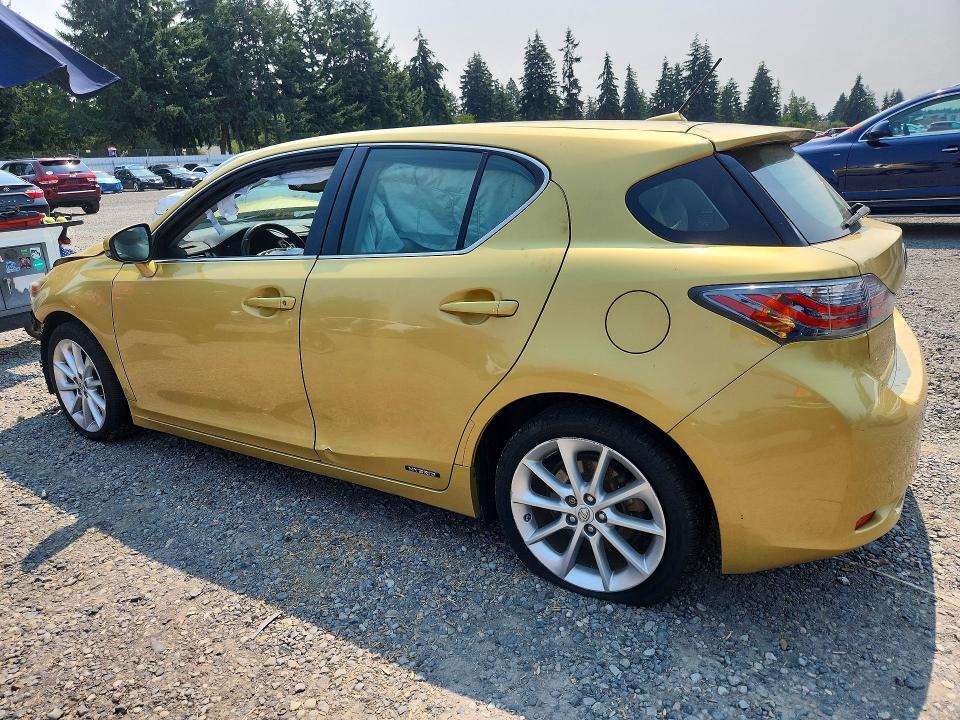 2012 LEXUS CT 200 — Фото 2 из 12