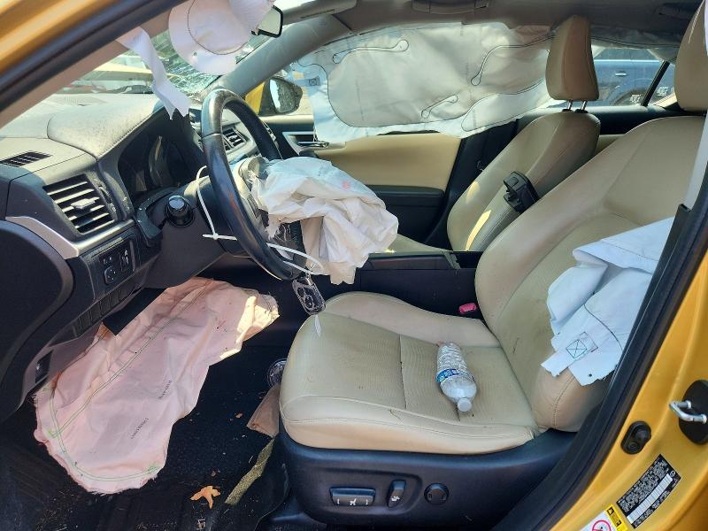 2012 LEXUS CT 200 — Фото 7 из 12