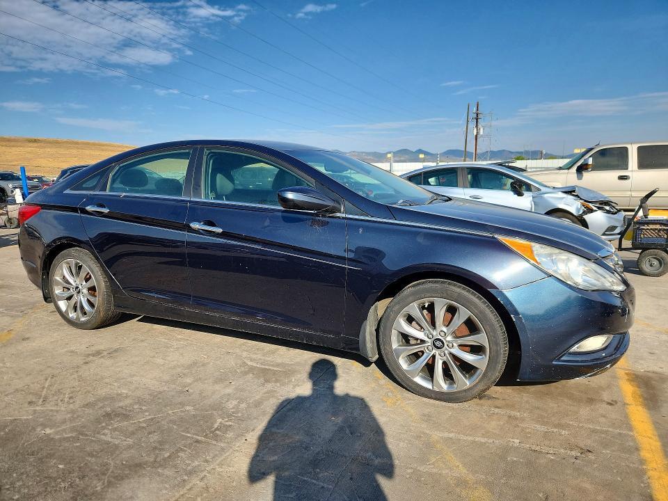 2012 HYUNDAI SONATA SE — Фото 4 из 12