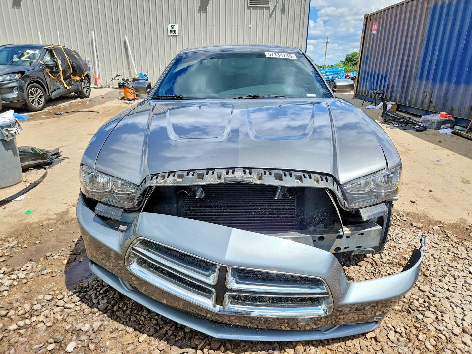 2011 DODGE CHARGER — Фото 5 из 12