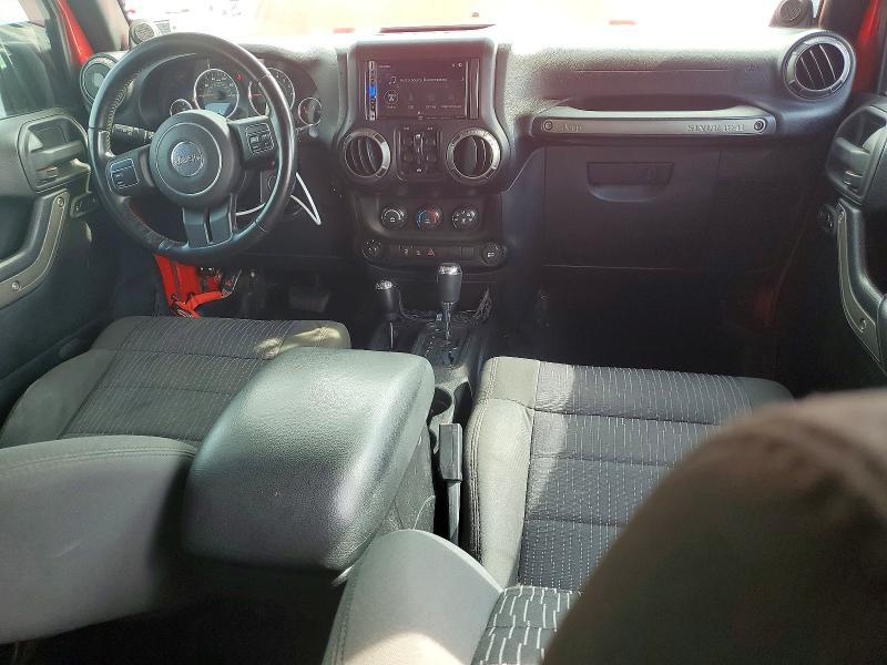 2011 JEEP WRANGLER UNLIMITED SPORT — Фото 8 из 12