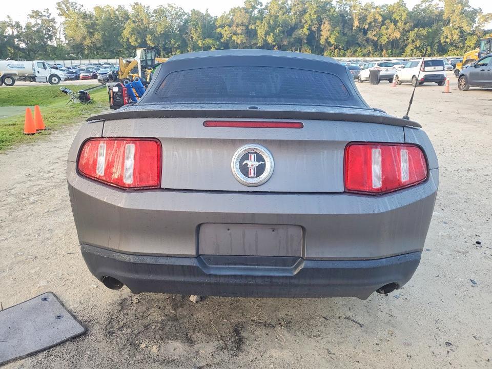 2011 FORD MUSTANG — Фото 6 из 13