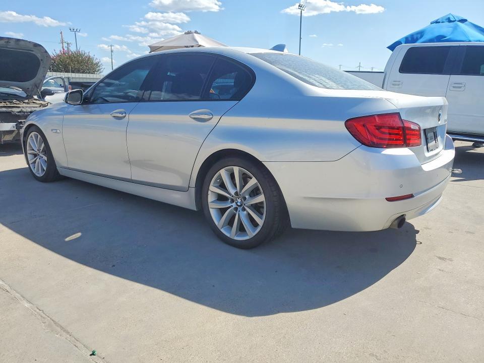 2011 BMW 535 I — Фото 2 из 12