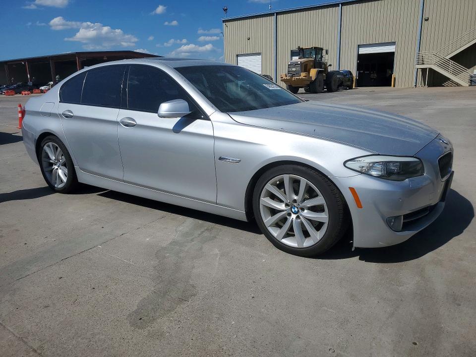 2011 BMW 535 I — Фото 4 из 12
