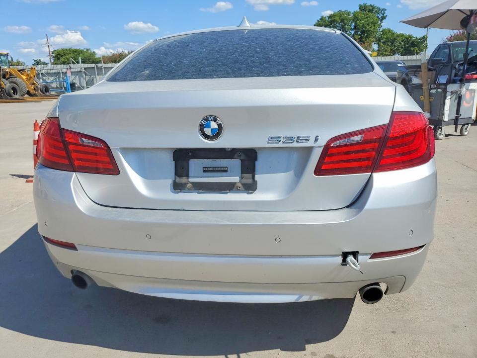 2011 BMW 535 I — Фото 6 из 12