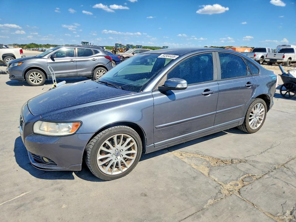 2011 VOLVO S40 YV1672MS1B2549916
