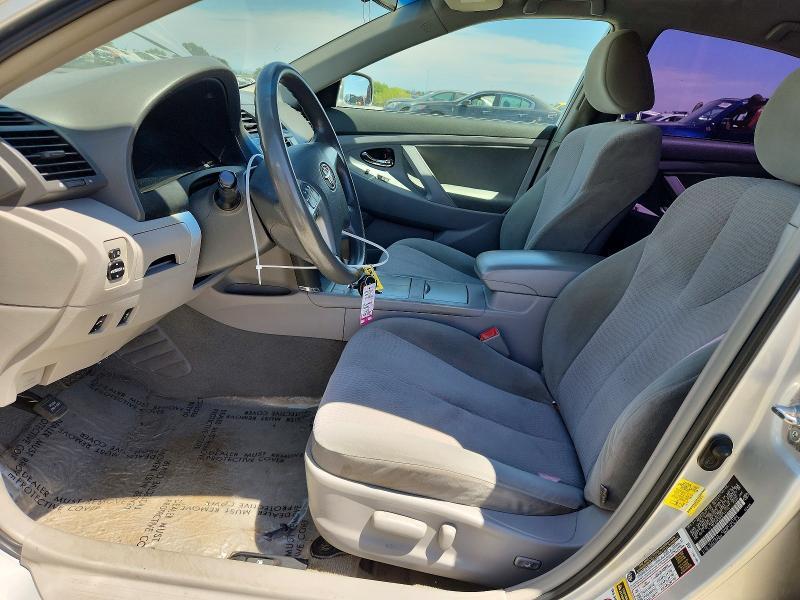2011 TOYOTA CAMRY LE — Фото 7 из 13