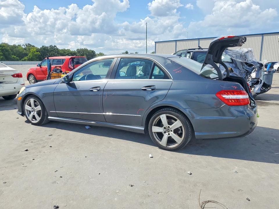 2010 MERCEDES-BENZ E 350 — Фото 2 из 12