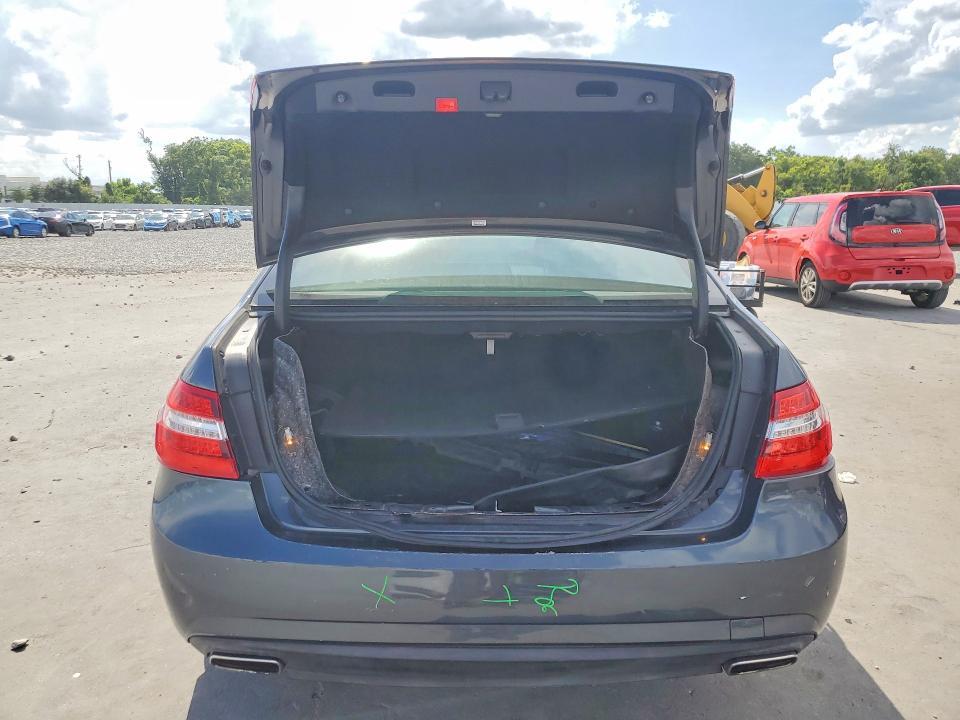 2010 MERCEDES-BENZ E 350 — Фото 6 из 12