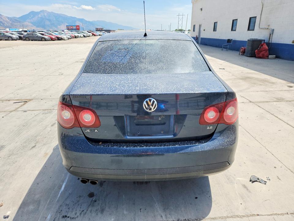 2010 VOLKSWAGEN JETTA S — Фото 6 из 13