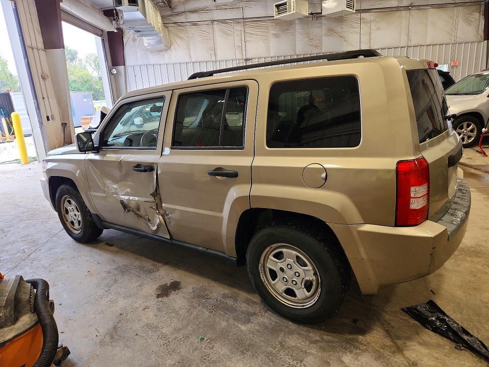 2009 JEEP PATRIOT SPORT — Фото 2 из 13