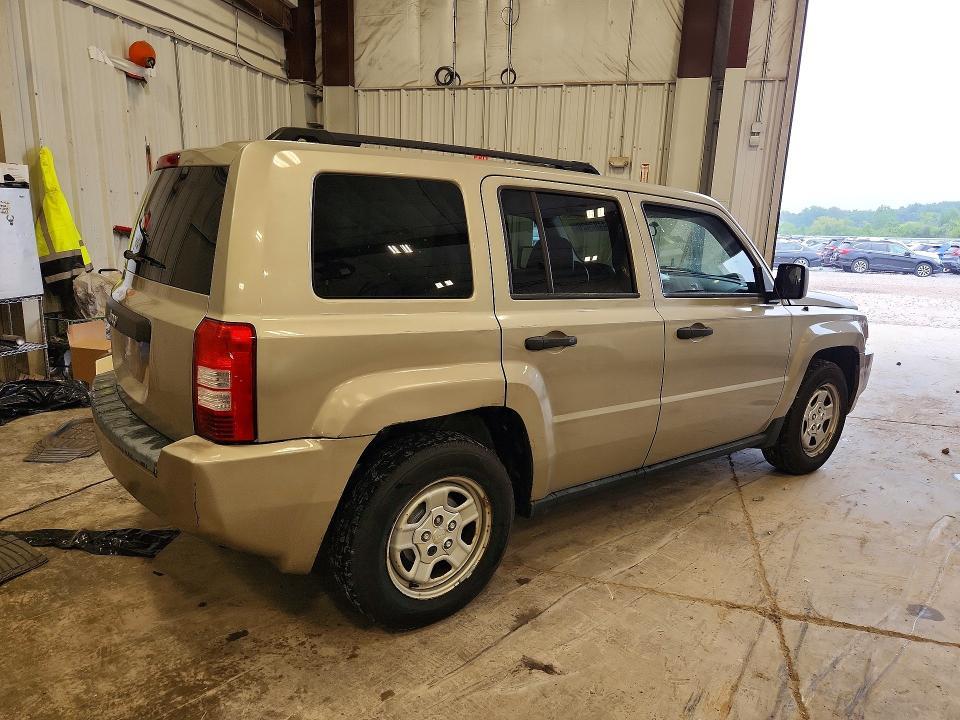 2009 JEEP PATRIOT SPORT — Фото 3 из 13