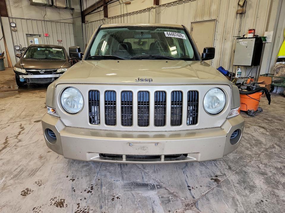 2009 JEEP PATRIOT SPORT — Фото 5 из 13