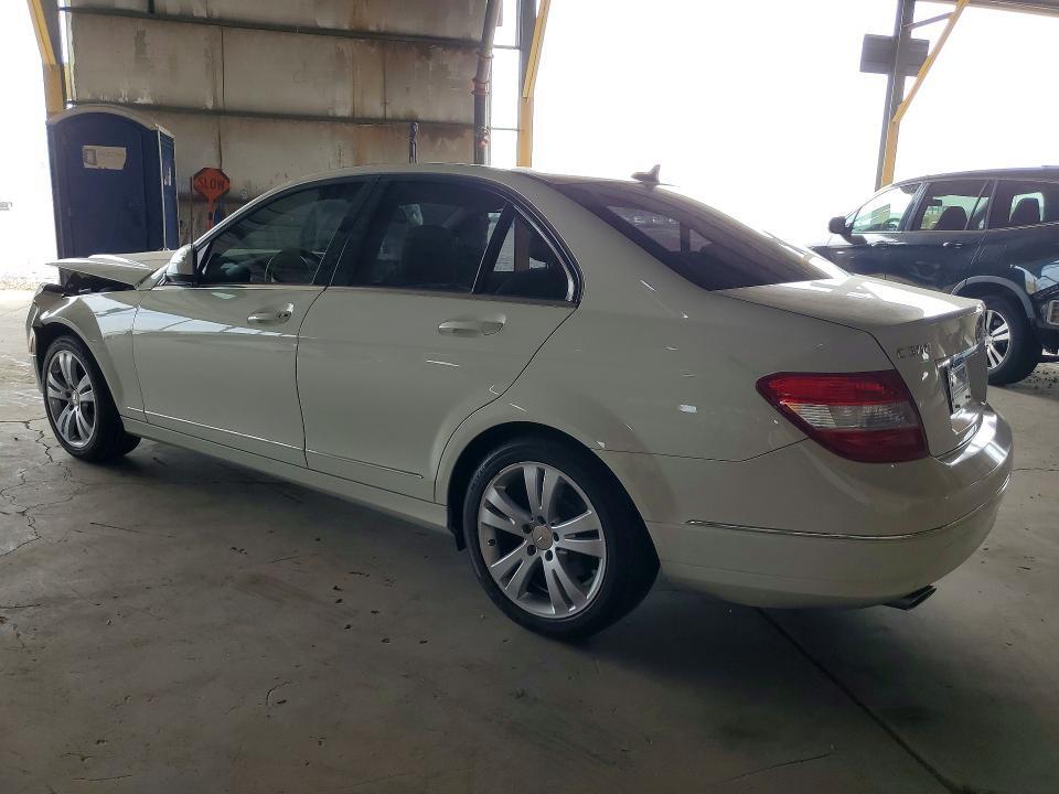 2008 MERCEDES-BENZ C 300 — Фото 2 из 12