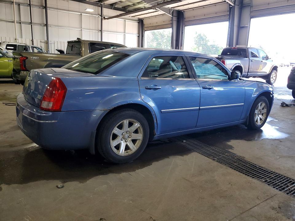 2C3KA53G37H715442 2007 CHRYSLER 300 photo no. 3