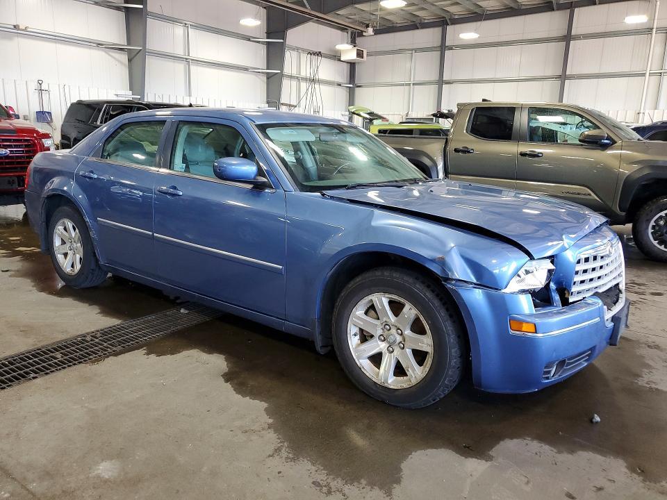 2C3KA53G37H715442 2007 CHRYSLER 300 photo no. 4