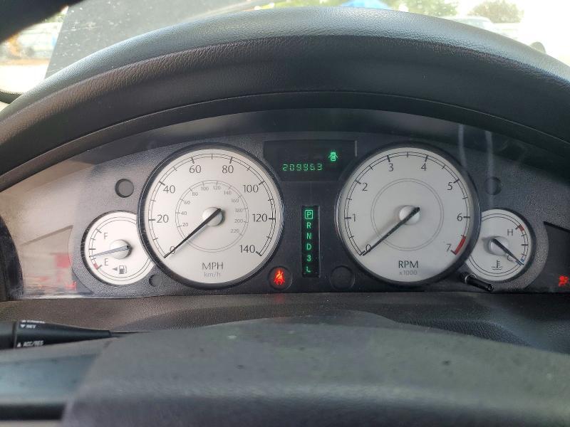 2006 CHRYSLER 300 — Фото 9 из 12