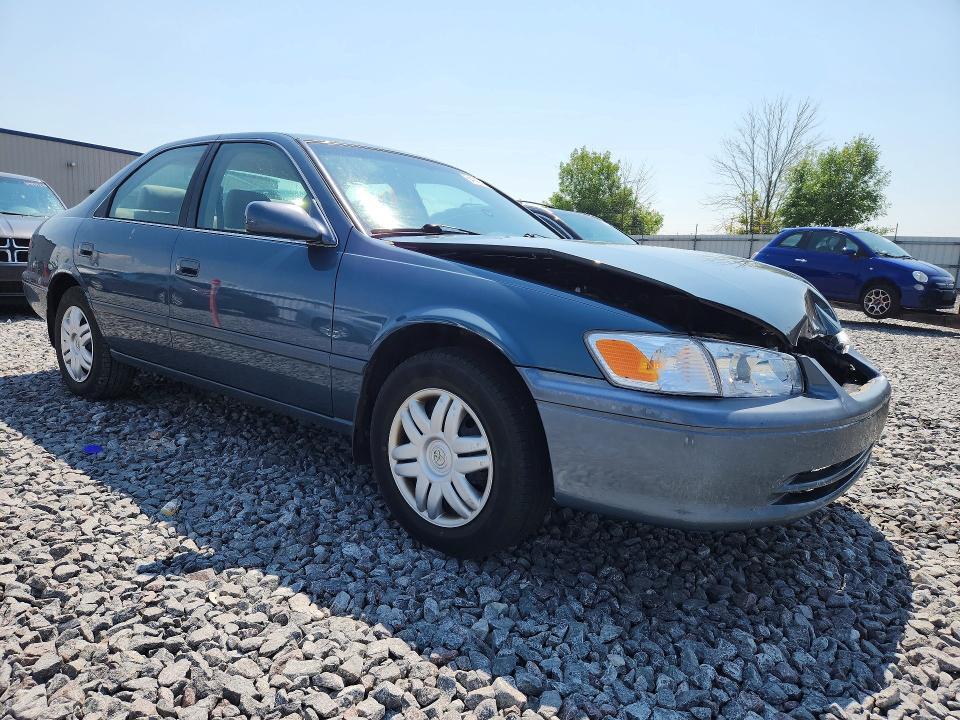 2001 TOYOTA CAMRY CE — Фото 4 из 12