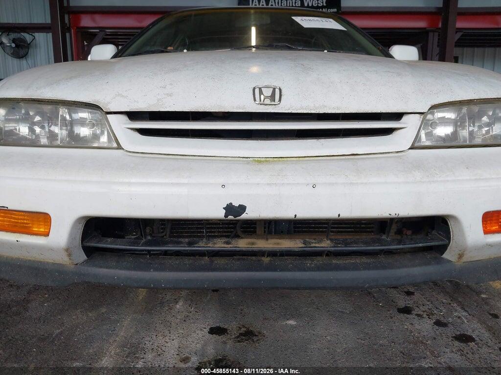 1HGCD5636RA083877 1994 HONDA ACCORD photo no. 12