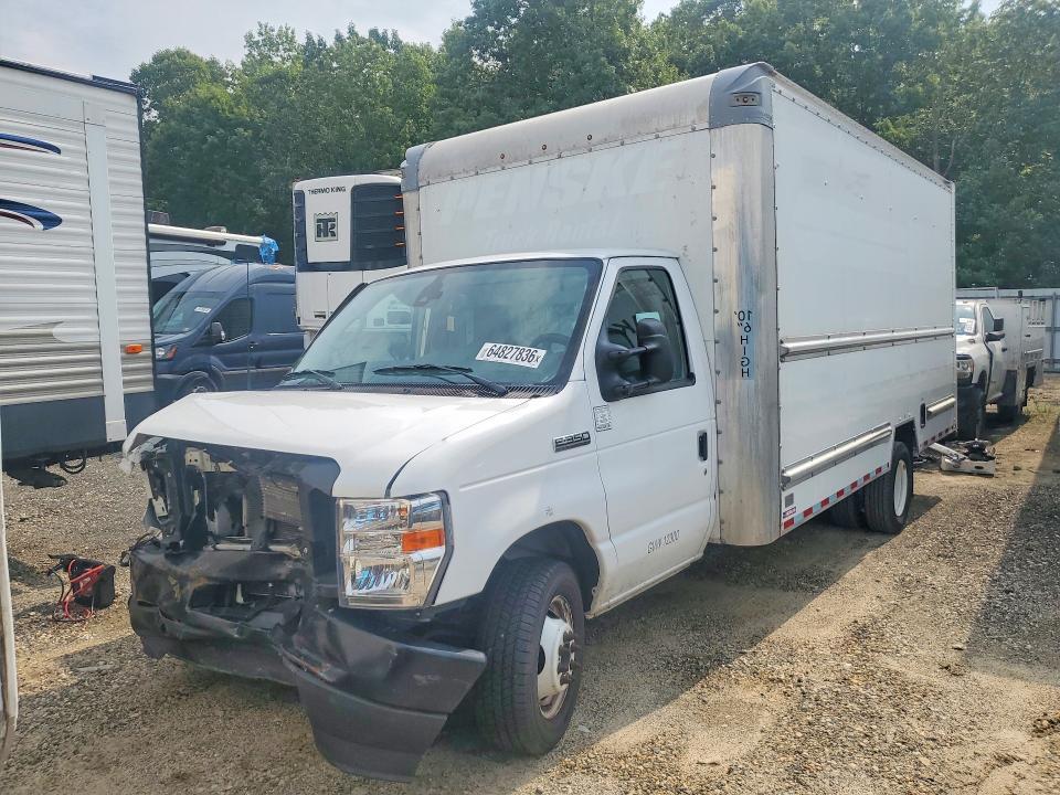 2024 FORD ECONOLINE 1FDWE3FN4RDD28832