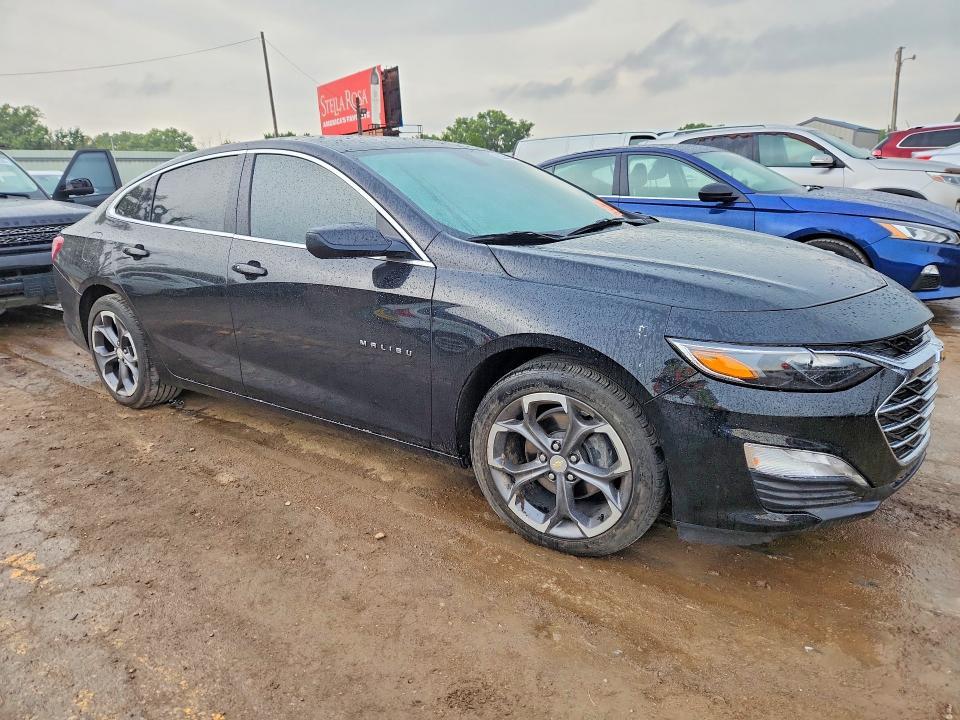 2022 CHEVROLET MALIBU LT — Фото 4 из 12