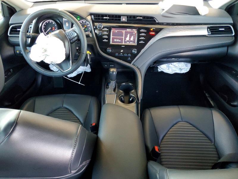 2020 TOYOTA CAMRY SE — Фото 8 из 13