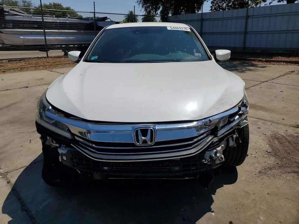 2017 HONDA ACCORD SPORT — Фото 5 из 13