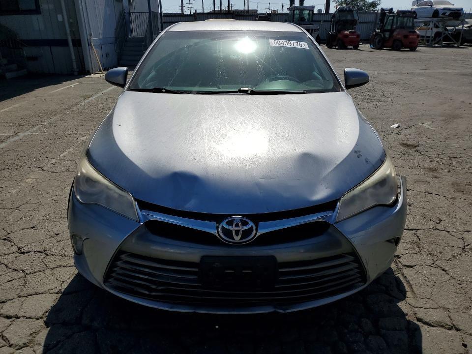 2017 TOYOTA CAMRY LE — Фото 5 из 12
