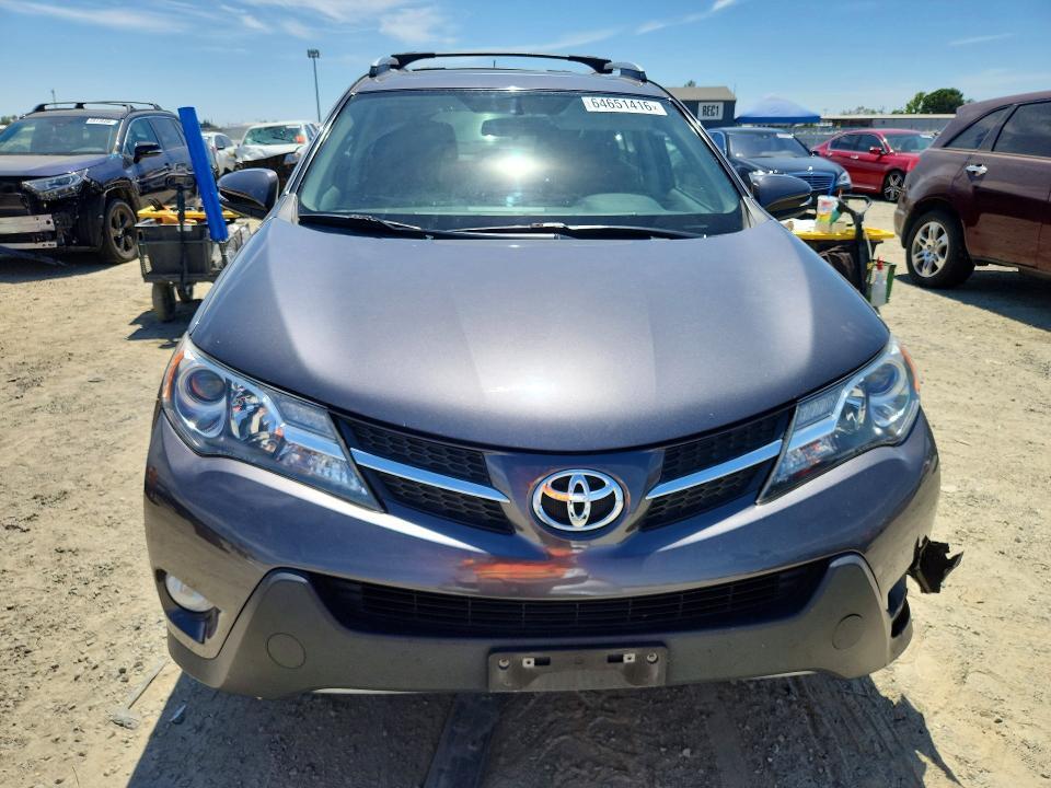 2015 TOYOTA RAV4 XLE — Фото 5 из 12