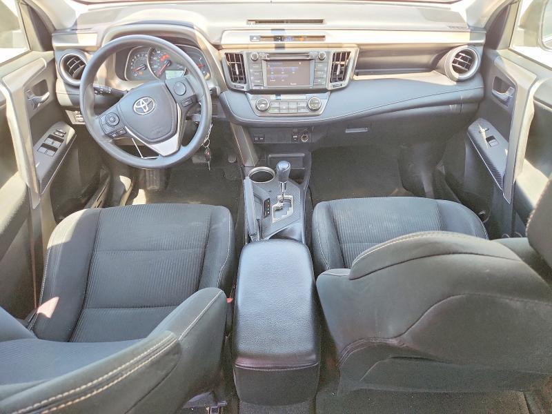 2015 TOYOTA RAV4 XLE — Фото 8 из 12
