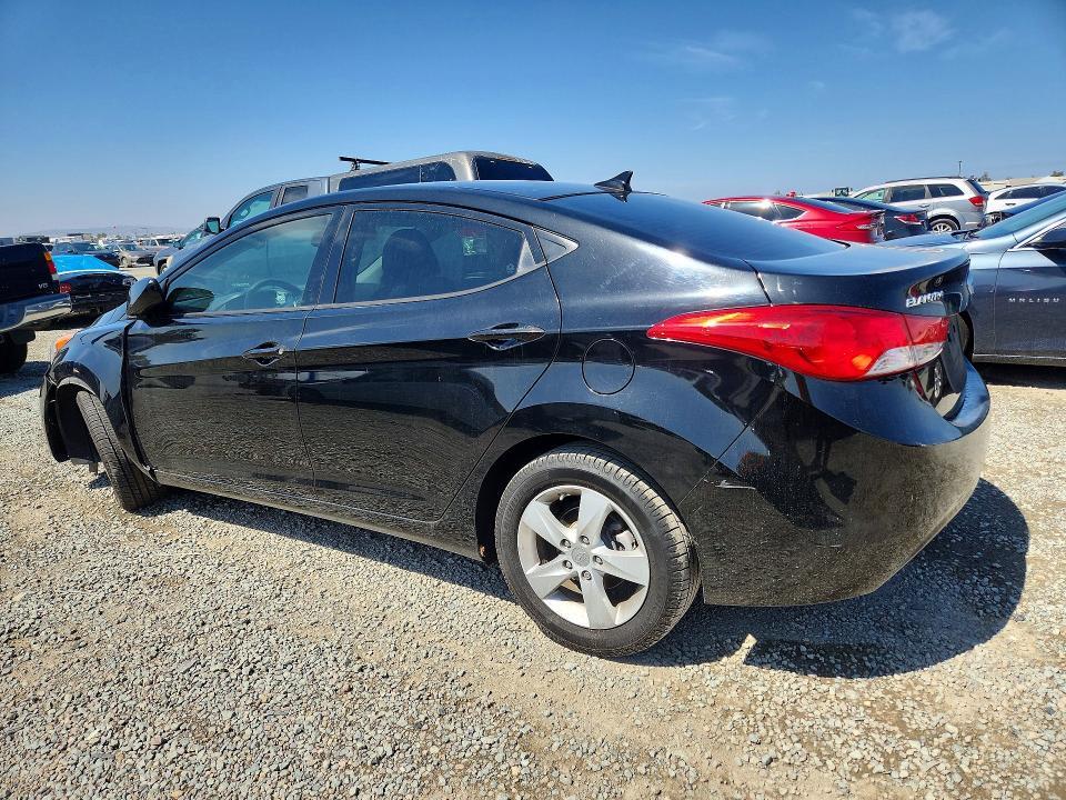 5NPDH4AE1DH292357 2013 HYUNDAI ELANTRA photo no. 2