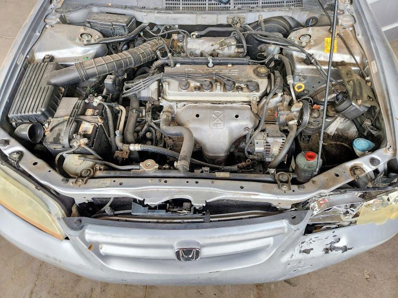 2002 HONDA ACCORD SE — Фото 11 из 12