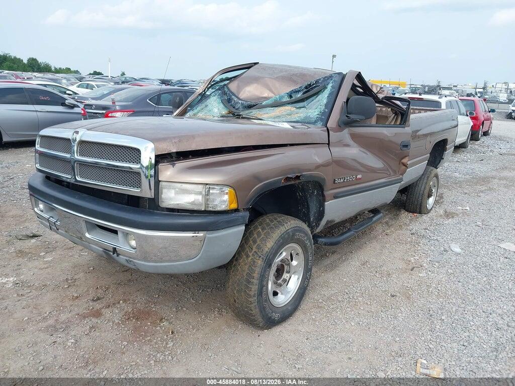 3B7KF26Z2YM233590 2000 DODGE RAM 2500 photo no. 2
