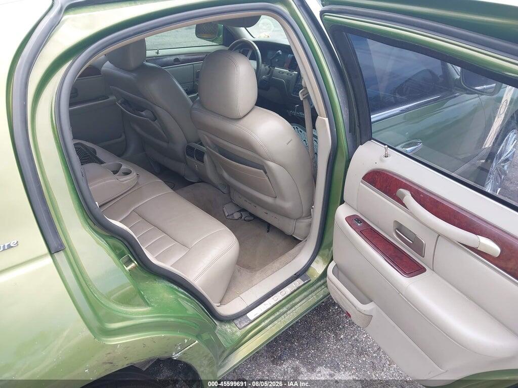 1LNHM82W43Y644240 2003 LINCOLN TOWN CAR photo no. 8