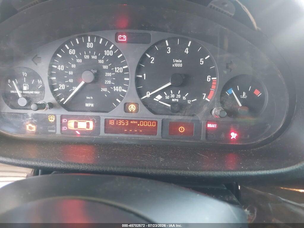 WBAEV53473KM29340 2003 BMW 330I photo no. 7