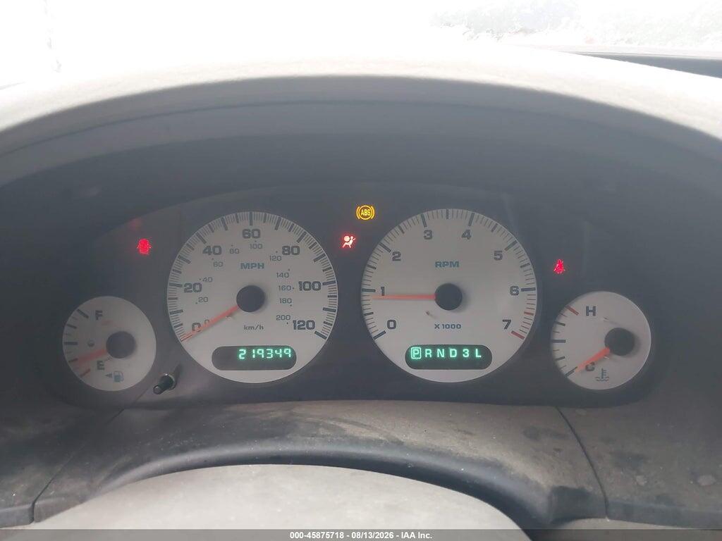 2C4GP44393R109668 2003 CHRYSLER TOWN & COUNTRY photo no. 7