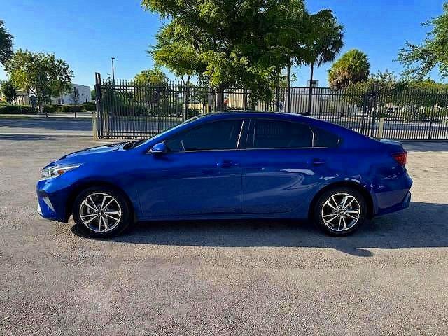 2022 KIA FORTE LXS — Фото 12 из 15