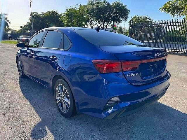 2022 KIA FORTE LXS — Фото 2 из 15