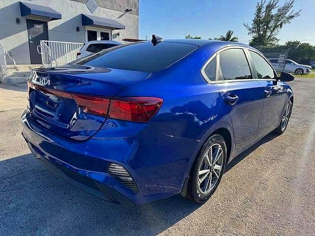 2022 KIA FORTE LXS — Фото 3 из 15