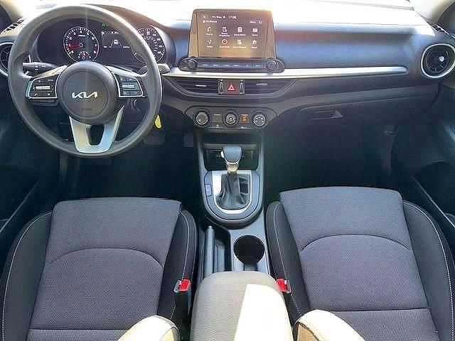 2022 KIA FORTE LXS — Фото 8 из 15