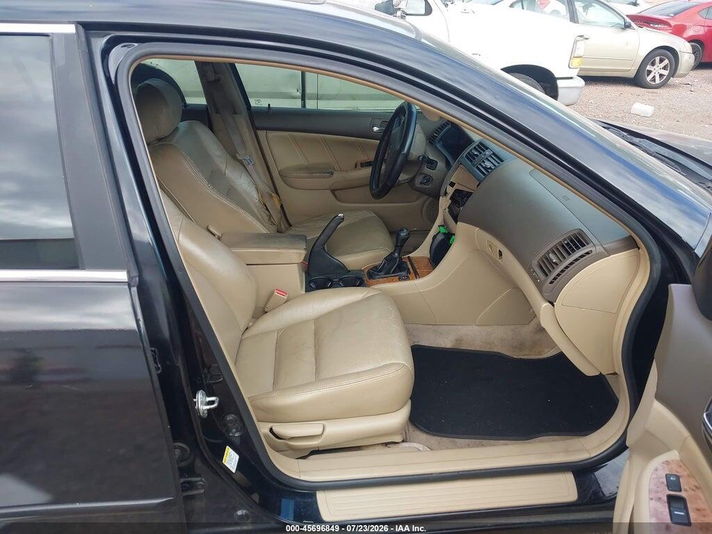 1HGCM558X4A042108 2004 HONDA ACCORD photo no. 5